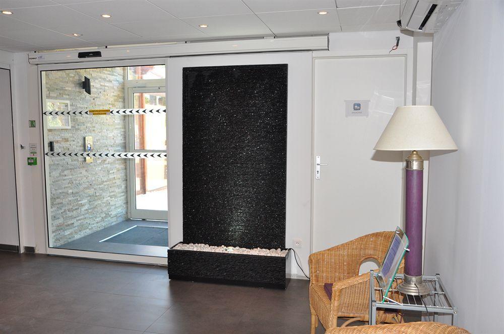 Lapeyronie Hotel 2*