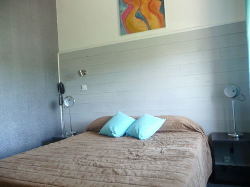 Hotel Lapeyronie 2*